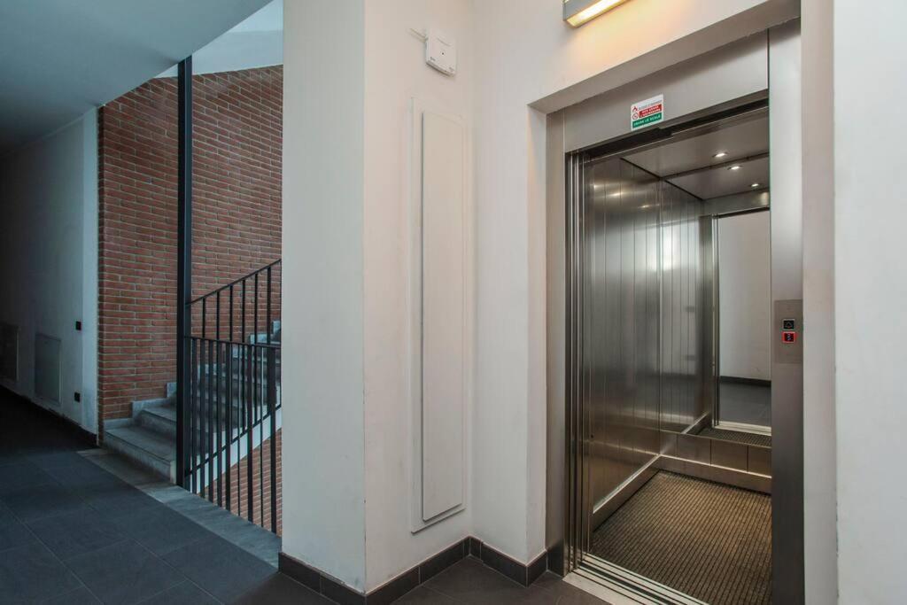 Stazione Centrale - Nuovo E Moderno Appartamento. Milano Exteriör bild